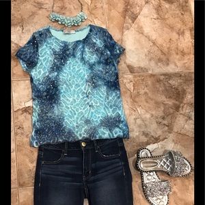 Beautiful shades of blue lace shirt w diamonds 💙